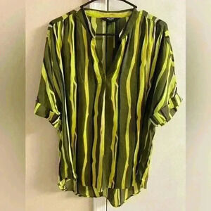 Vera Moda Curve blouse short sleeves pop over slouchy  Medium NWT‎